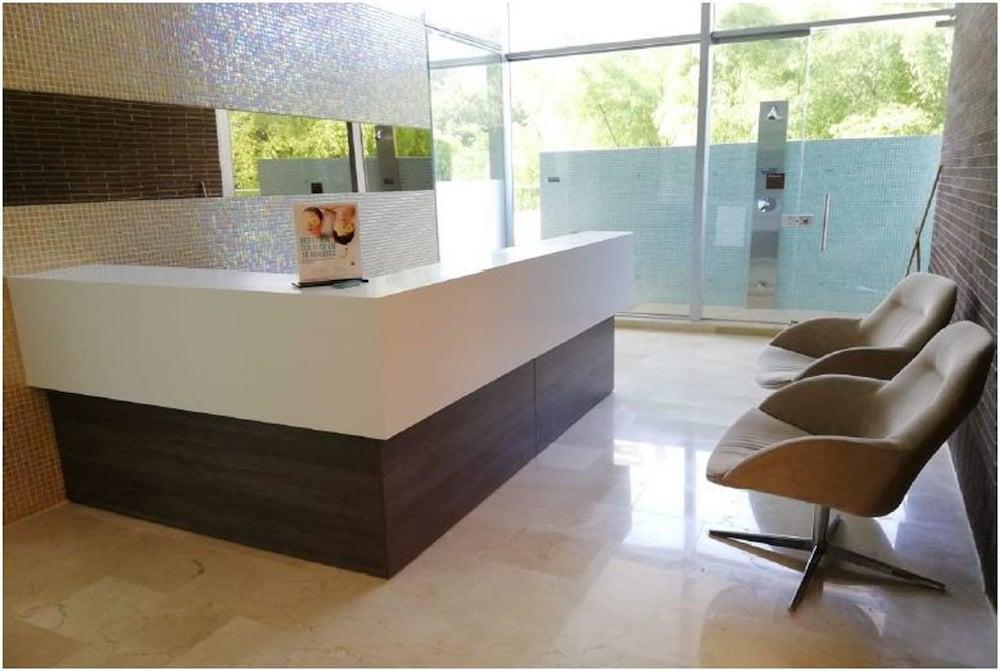 Estelar La Torre Suites メデジン エクステリア 写真