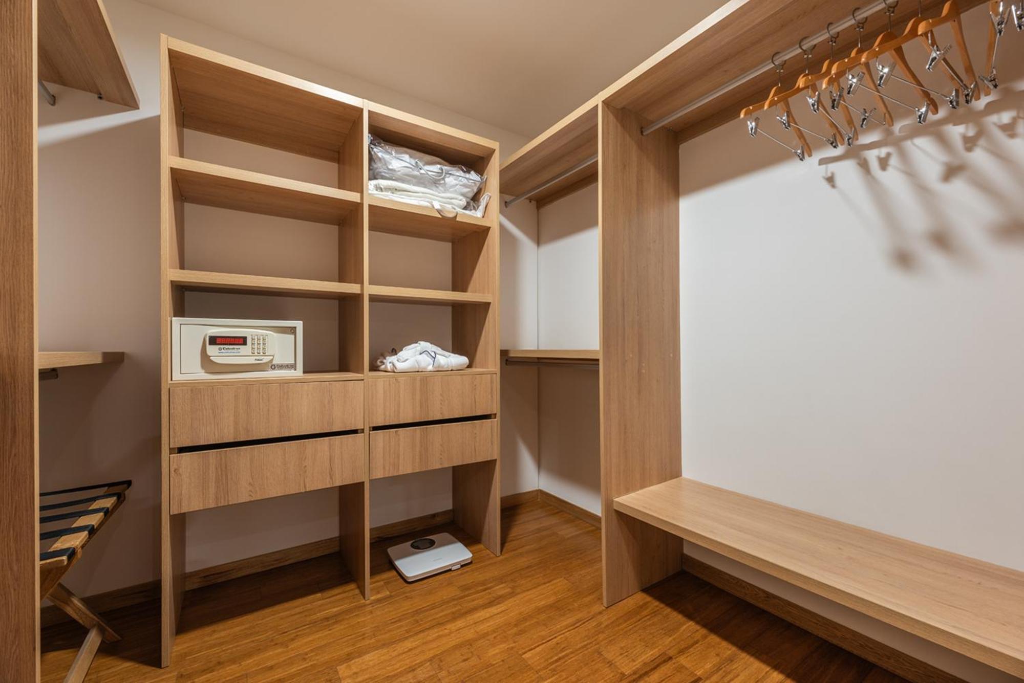 Estelar La Torre Suites メデジン エクステリア 写真